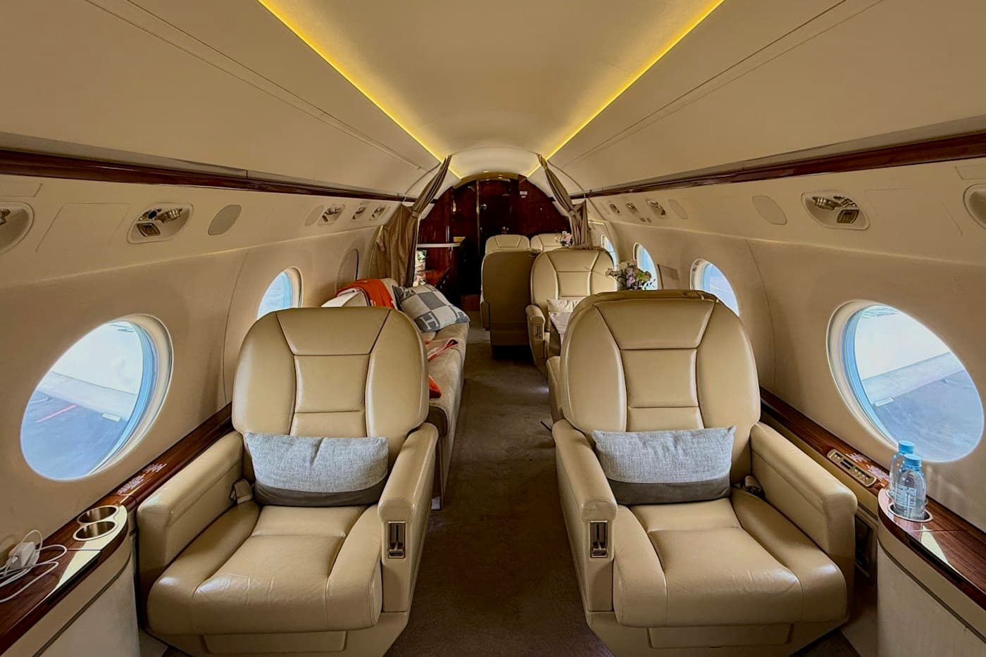 HondaJet Elite aircraft, photo 2