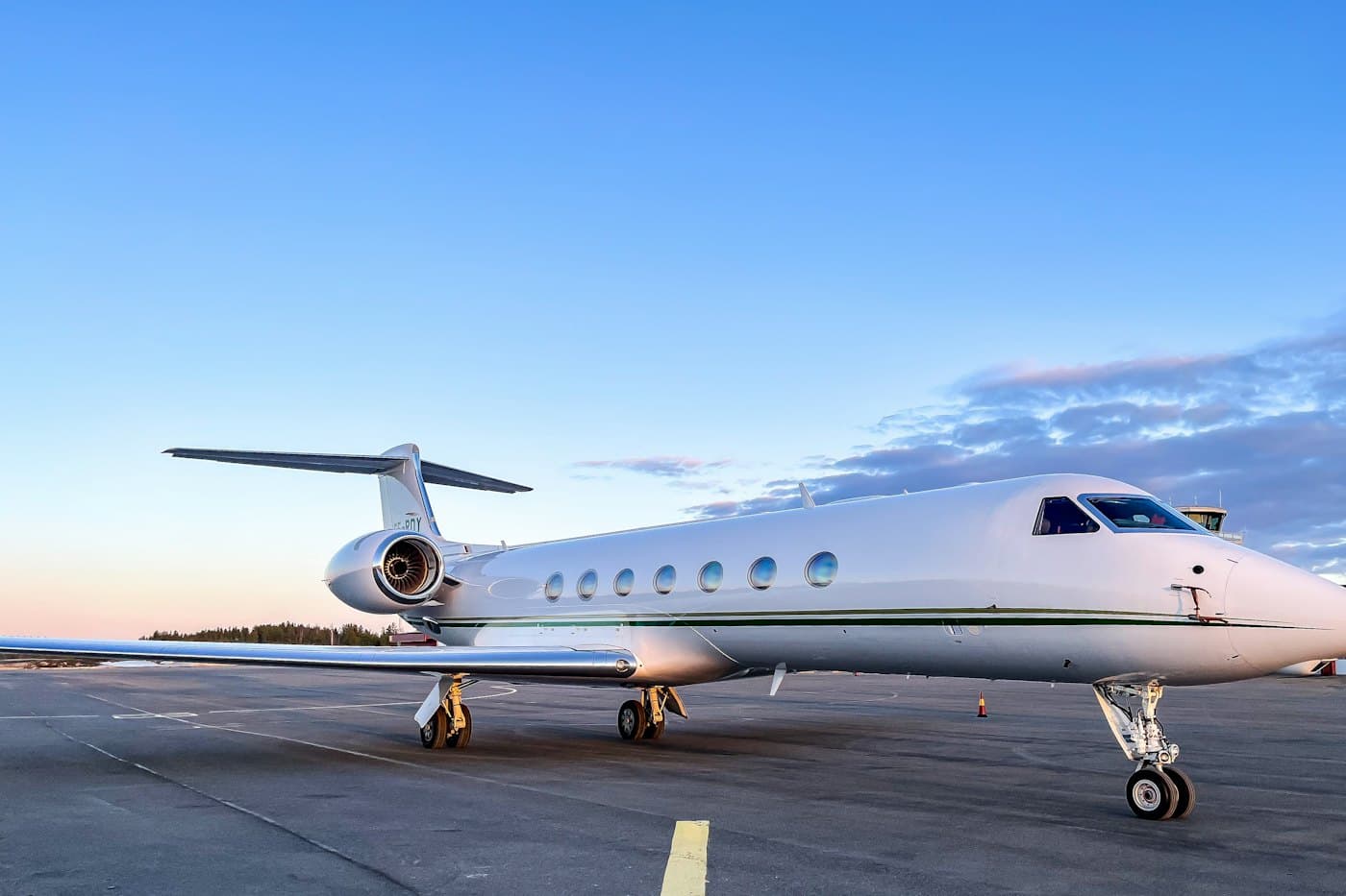 Gulfstream G450 aircraft