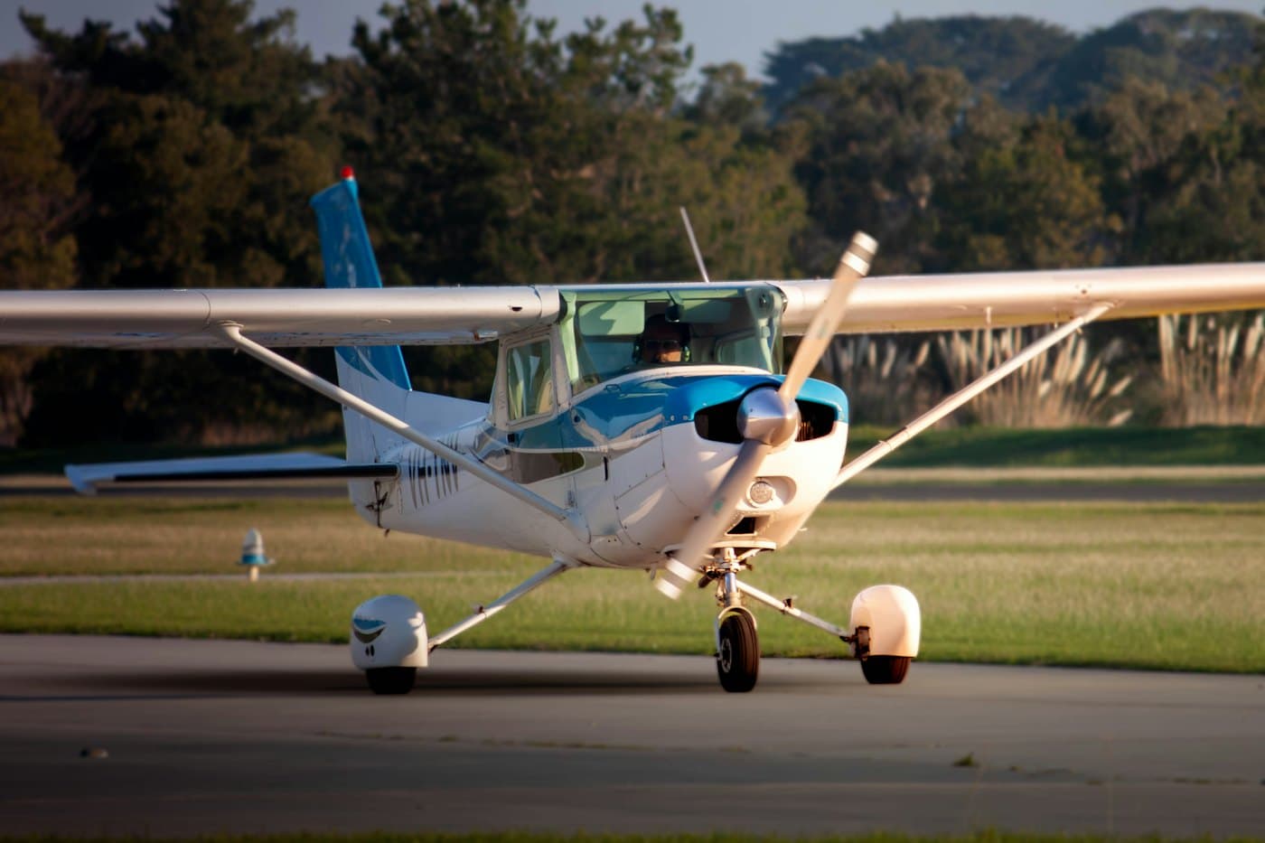 Cessna 172R Skyhawk aircraft
