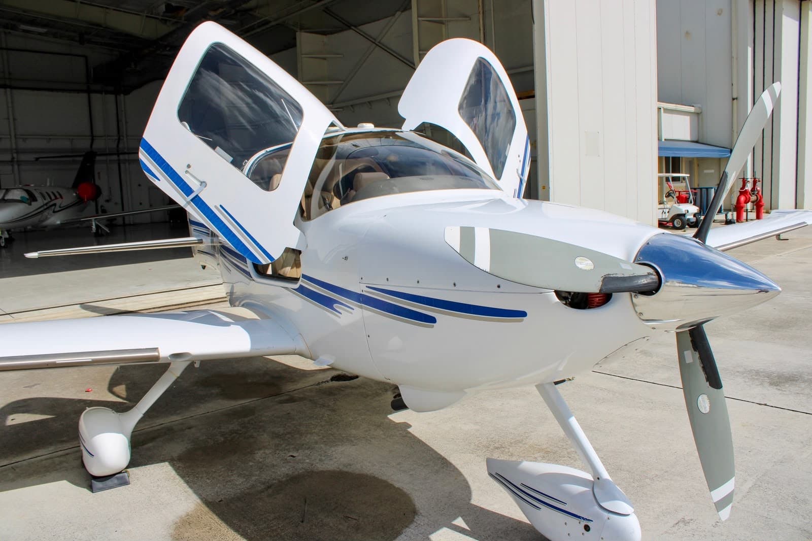 Cirrus SR22 G6 aircraft
